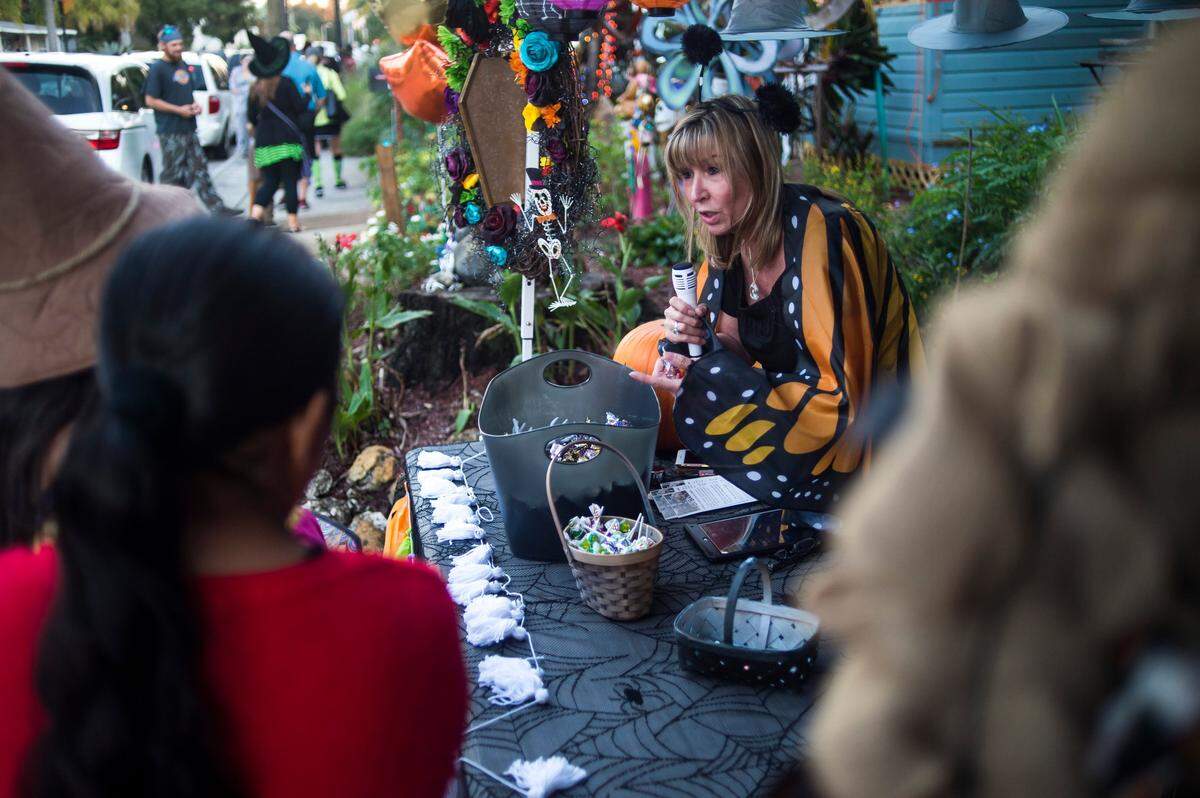 If you’re looking for a safe and fun neighborhood to take the kids trick-or-treating this Halloween, Village of the Arts is a wickedly wonderful choice.