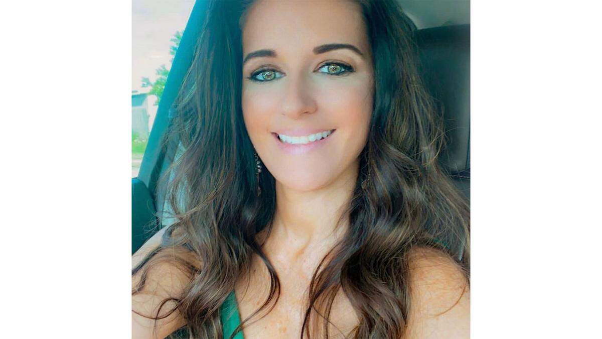 Sara Holmes, 37, a Bradenton mother of two, was killed by an alleged drunk driver on Nov. 2 while on her way home from work, police say.