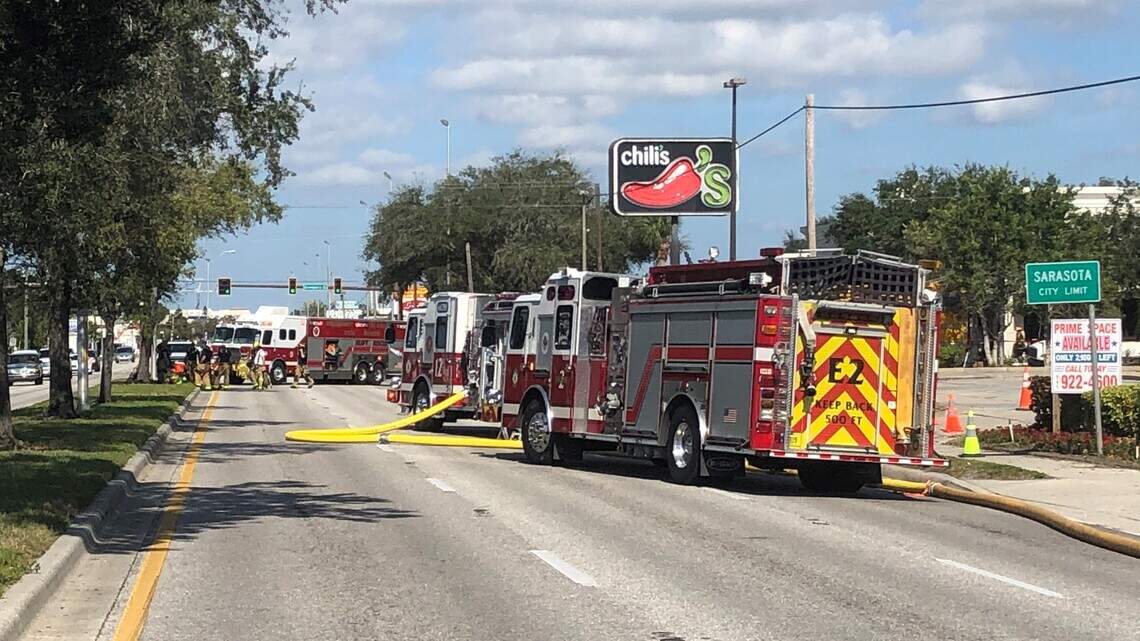 U.S. 41 in Sarasota is shut down due to a gas leak | Bradenton Herald