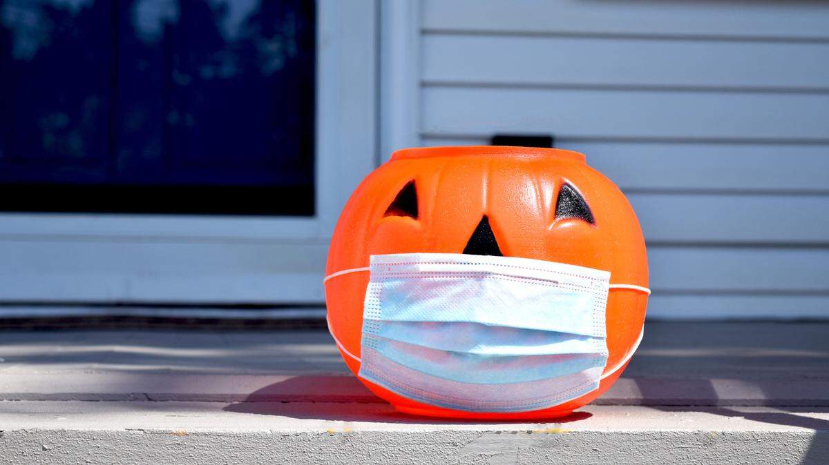 During COVID-19 pandemic, the Centers for Disease Control and Prevention advises against traditional trick-or-treating. (Dreamstime/TNS)