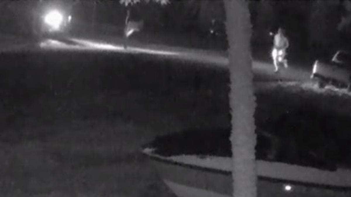 Video surveillance from the Braden Oaks neighborhood captured what the Manatee County Sheriff’s Office believes is footage of a suspect who broke into seven unlocked vehicles early Saturday morning.