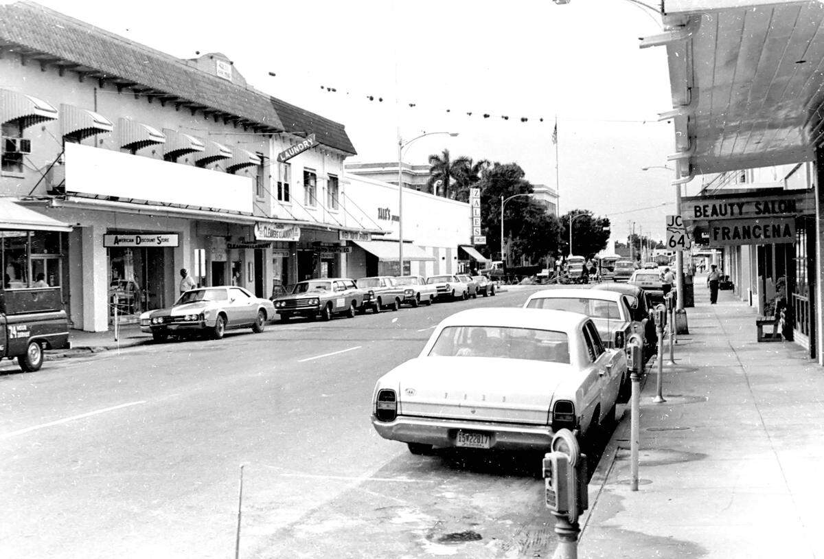 Looking South on Old Main Street near 4th Avenue West in 1971.