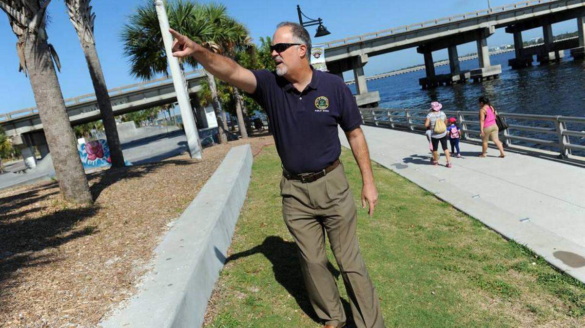 Bradenton Public Works Director Claude Tankersley helped the city through some tough financial years when he started in 2007 as the Great Recession began to drastically reduce city revenues. Tankersley has accomplished a lot for the city since then, but will leaving in mid-February after accepting a job as the St. Petersburg public works administrator. GRANT JEFFRIES/Bradenton Herald file photo.