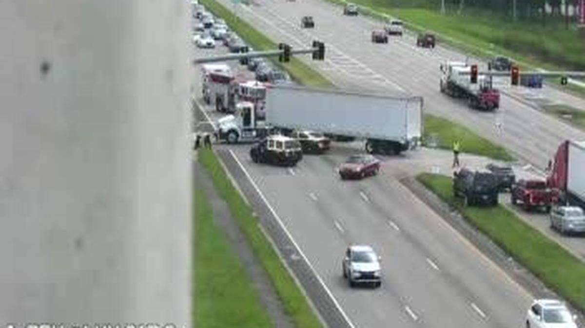 A semi truck blocked all lanes of westbound State Road 70 near Interstate 75 Wednesday afternoon in Manatee County.