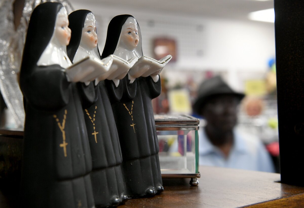 Some say ‘thrifting’ is a growing industry in Bradenton and Manatee. Shoppers look through the wares at Bradenton’s newly relocated St. Vincent de Paul Thrift Shop Monday morning.