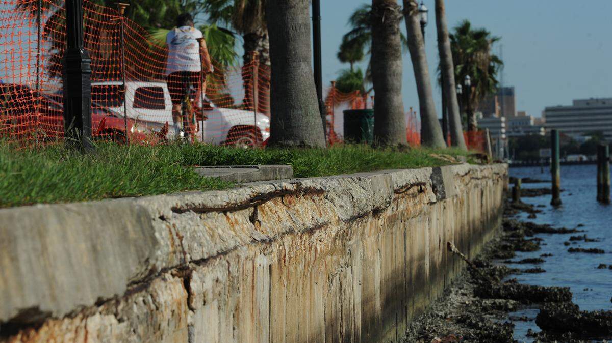 Damage is evident on the seawall at Palmetto's Riverside Park and the seawall has been closed when an inspection deemed it unsafe. The city is looking to repair it. 
 File Photo-GRANT JEFFERIES/Bradenton Herald