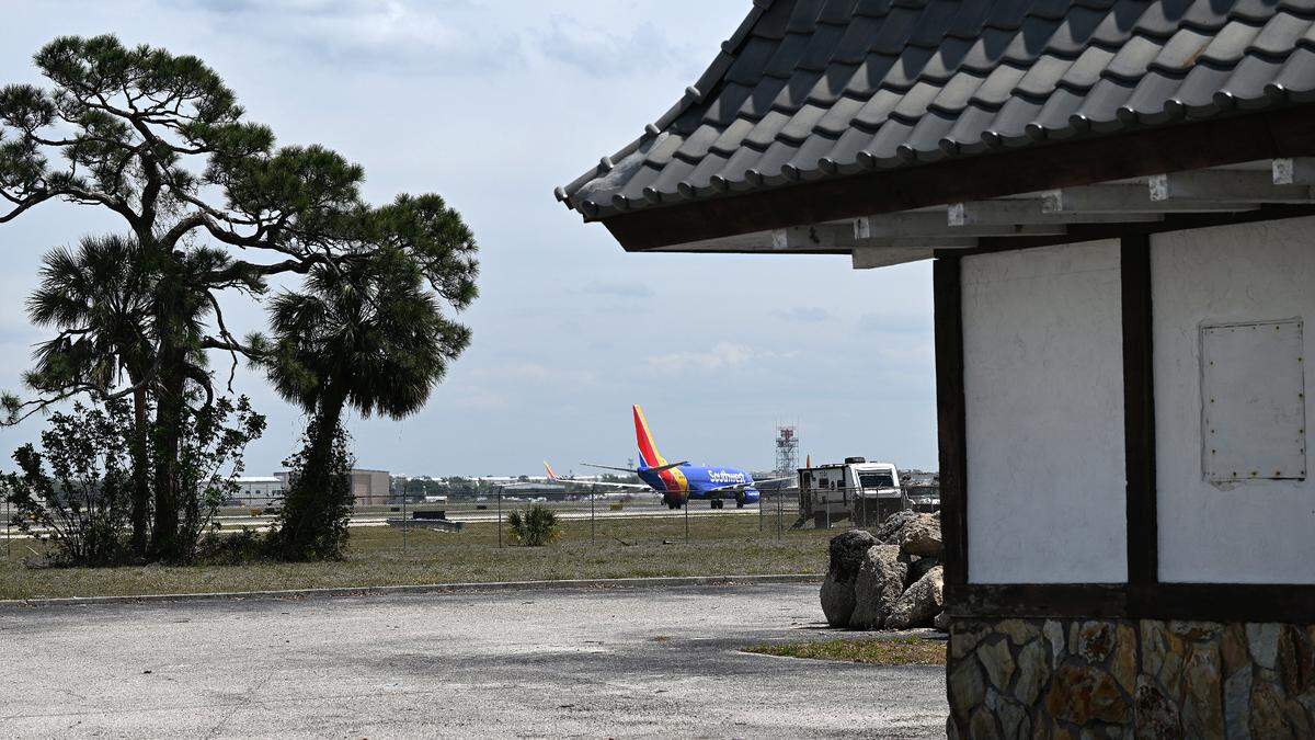 The land where Jo-To Japanese Steak House served the area for 40 years before closing may soon be the site for food trucks.