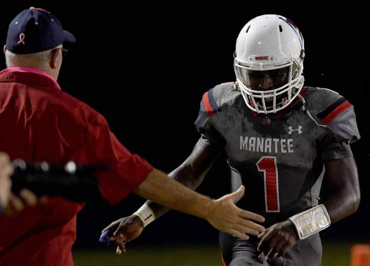 Keyon Fordham and the Manatee Hurricanes host Lutz Steinbrenner in a Class 8A-District 6 game.
