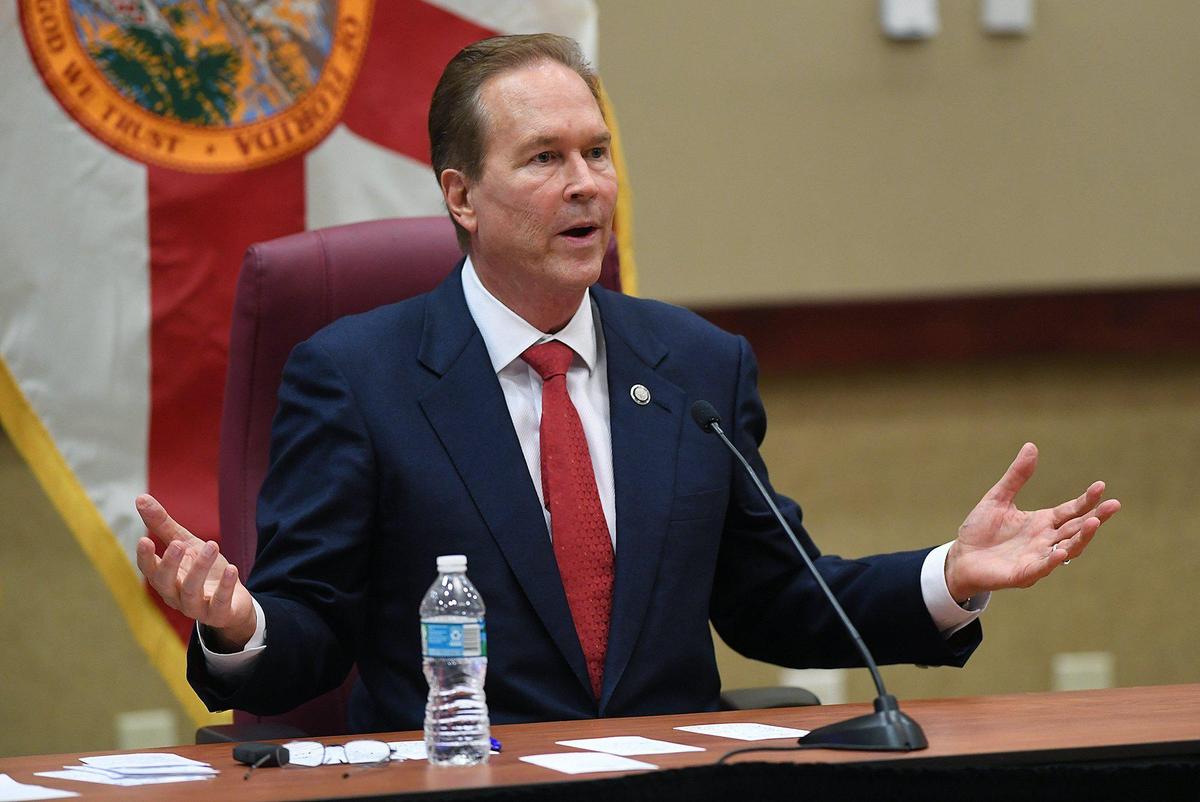 U.S. Rep. Vern Buchanan and challenger state Rep. Margaret Good debate at the Bradenton Area Convention Center in Palmetto, filmed by METV.