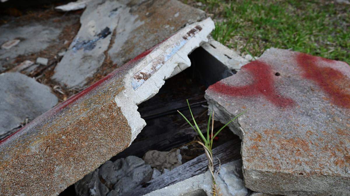 The Old Memphis Cemetery in Palmetto was the target of apparent vandals who smashed graves, headstones and spray-painted. Photos taken on May 12, 2026.