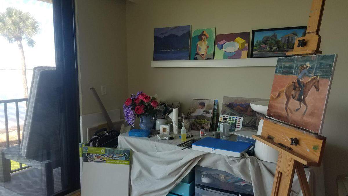 Local artist, Jane Keeling, normally paints from this nook this while looking out at her picturesque view of Sarasota Bay from her second-floor condo in the waterfront community of Wild Oak Bay in Bayshore Gardens, but on Friday the scenery was filled with rotting fish killed by the red tide.