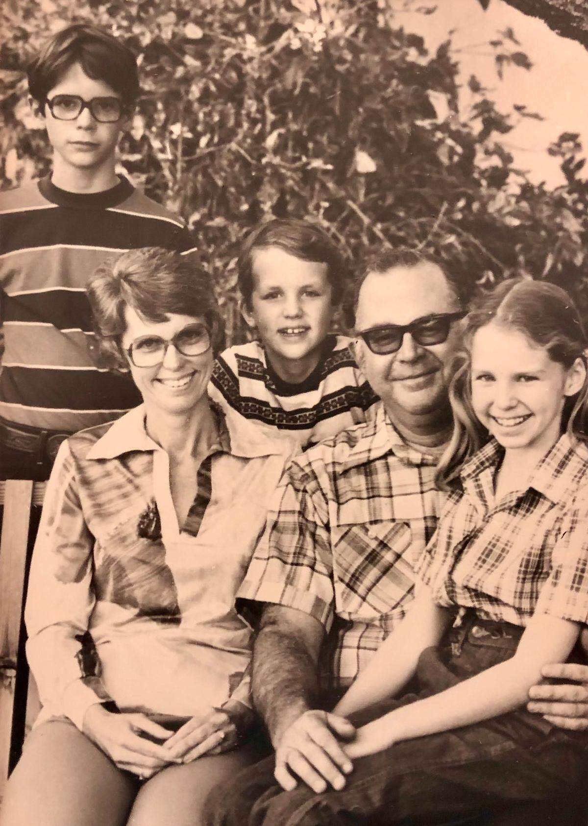 Dr. Bob King is shown with his wife Susan, and children Joe, Ben and Marti.
