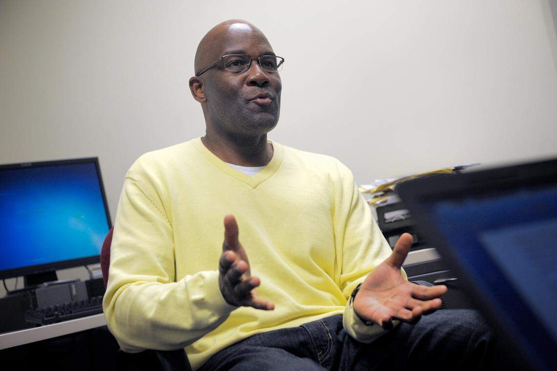 Four years ago, Bradenton Housing Authority Executive Director Ellis Mitchell Jr. outlined his plan to turn around the public housing agency after a previous scandal, but he now faces accusations from multiple former employees about a hostile work environment.