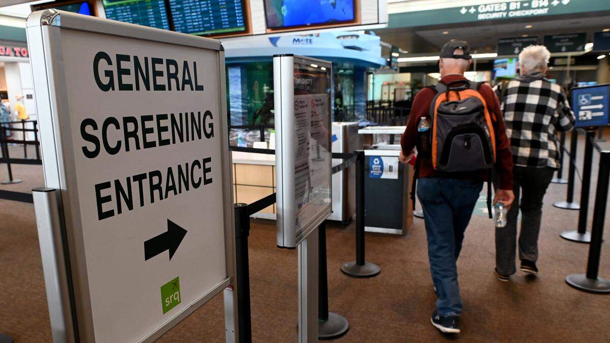 Travelers fill the Sarasota Bradenton International Airport on November 17, 2022 as the week of Thanksgiving approaches.