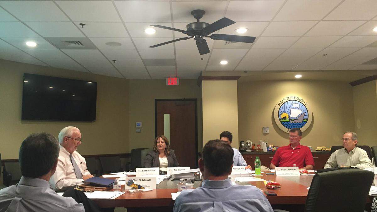 Manatee County Administrator Ed Hunzeker teaches the Manatee County Citizens Financial Structure Advisory Board about the county's budget process and structure at Thursday's meeting. 
 CLAIRE ARONSON/Bradenton Herald