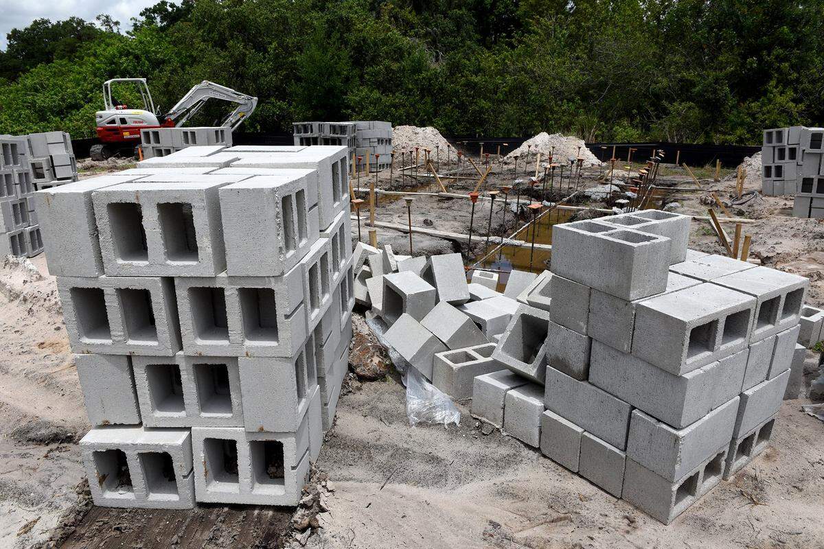 Manatee County commissioners decided in May to halt the construction of a much needed public safety radio tower off Prospect Road north of Tallevast Road after residents complained that they were not properly notified of the project.