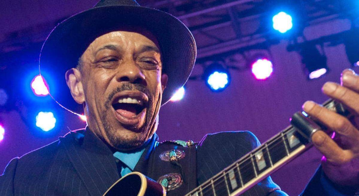 See blues rocker John Primer perform at the 2019 Bradenton Blues Festival.