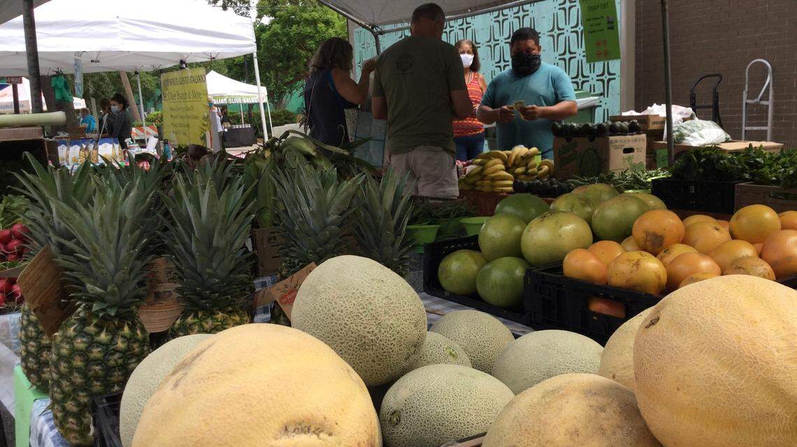 The sweet sounds, smells and tastes of the annual Farmers Market in downtown Bradenton kicked off their season on Saturday with a focus on safety amid the ongoing coronavirus pandemic.
