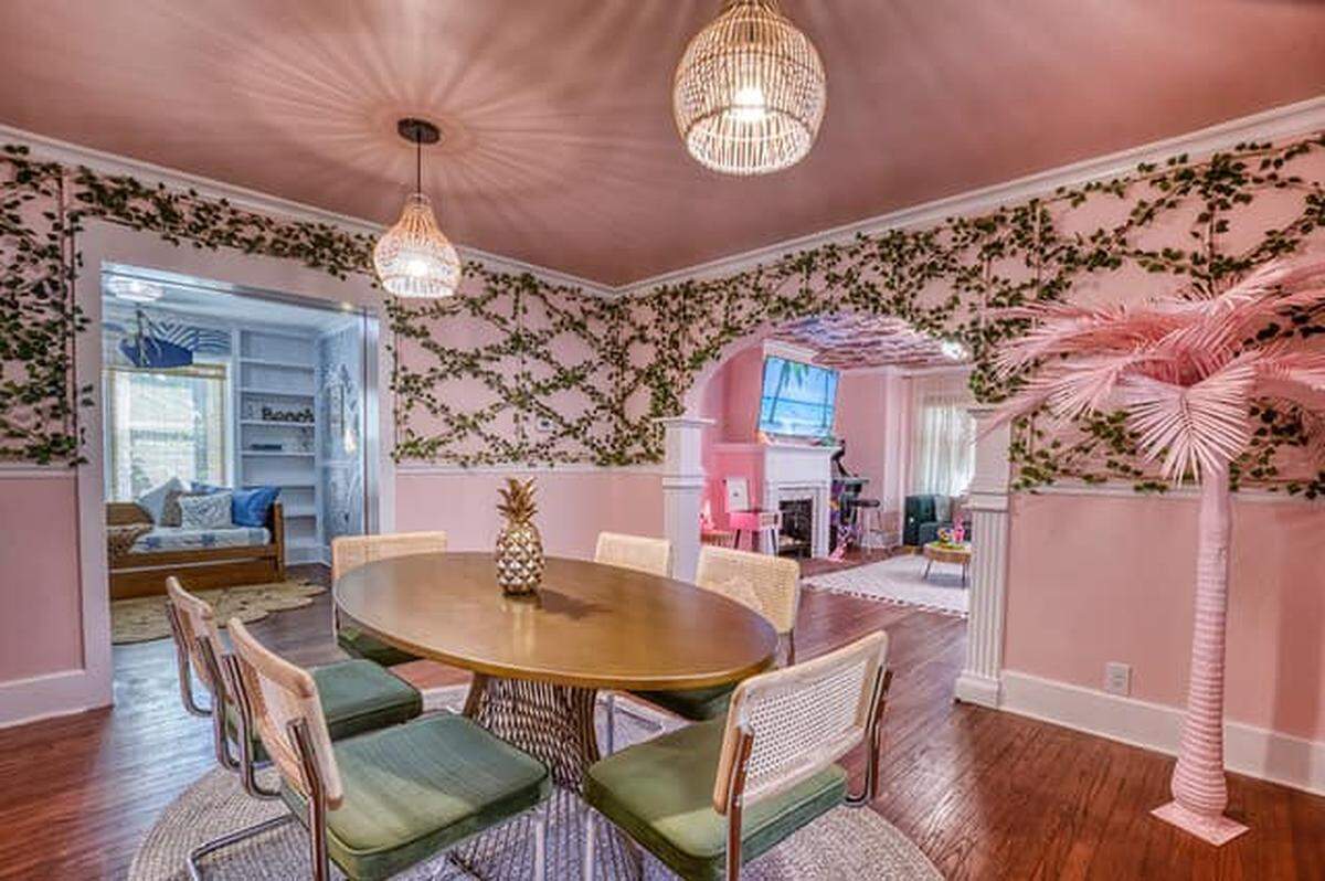 A luxury Airbnb home in West Bradenton is catching eyes with its bold decor after it was recently listed for sale.