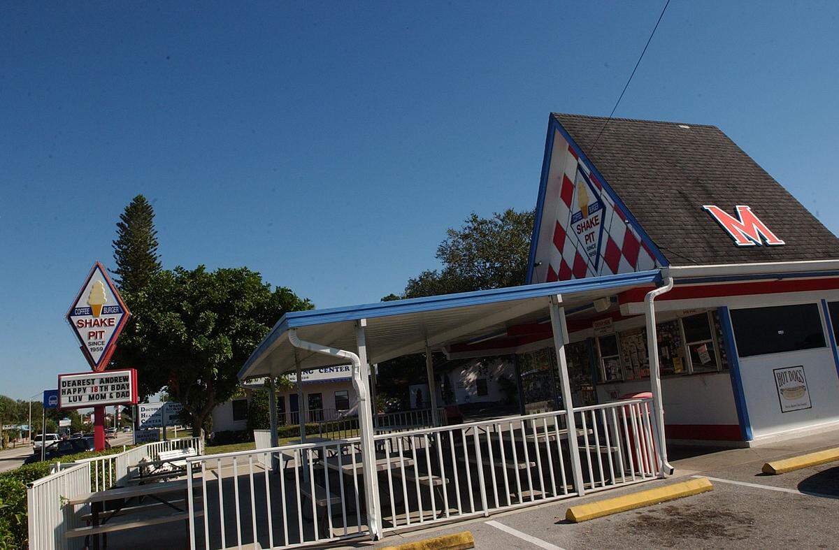 A birthday greeting is left on the marquee of the Shake Pit for someone at Manatee High School in May 2008 in Bradenton. Brian Blanco/The Herald