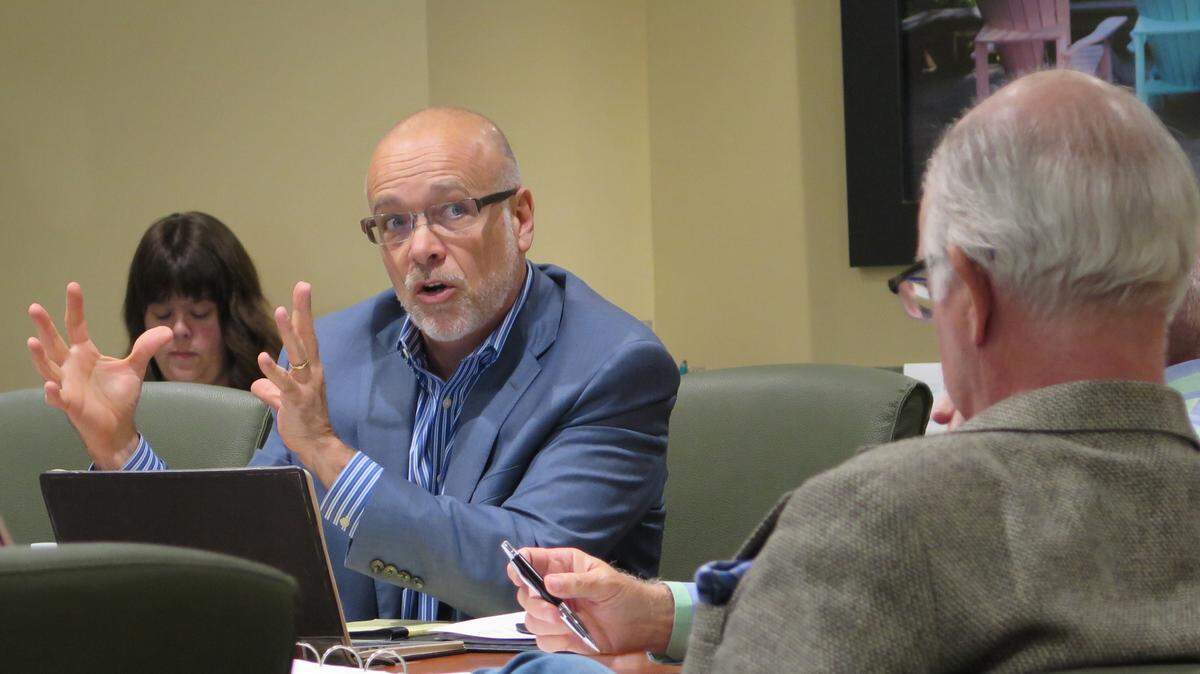 Steve Vancore, a political consultant, spoke to the Manatee County Citizens Financial Structure Advisory Board on Thurday about a sales tax. 
 CLAIRE ARONSON/Bradenton Herald