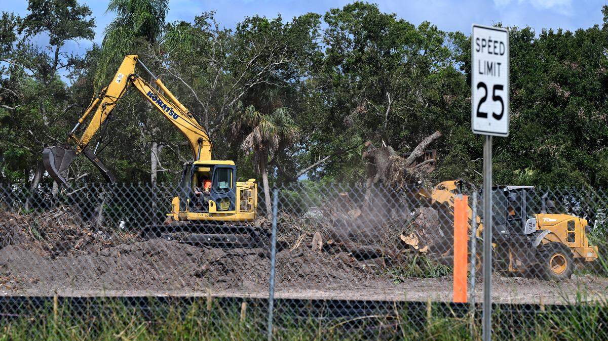 Cedar Cove is an affordable housing complex under construction at 600 Orlando Avenue in Bradenton. The project will have 80 one-, two- and three-bedroom apartment homes for families emerging from homelessness.  Photo taken on Oct. 10, 2025.