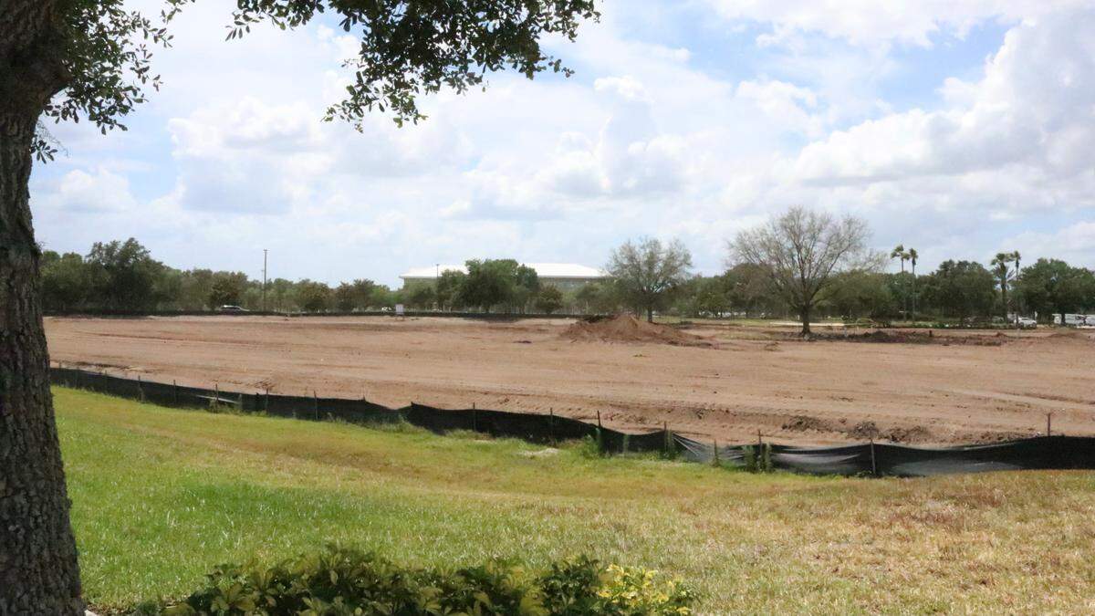 5/19/2021--Casto is rapidly moving forward with the its 50-acre Center Point Waterside development, located south of University Parkway and east of Lakewood Ranch Boulevard.