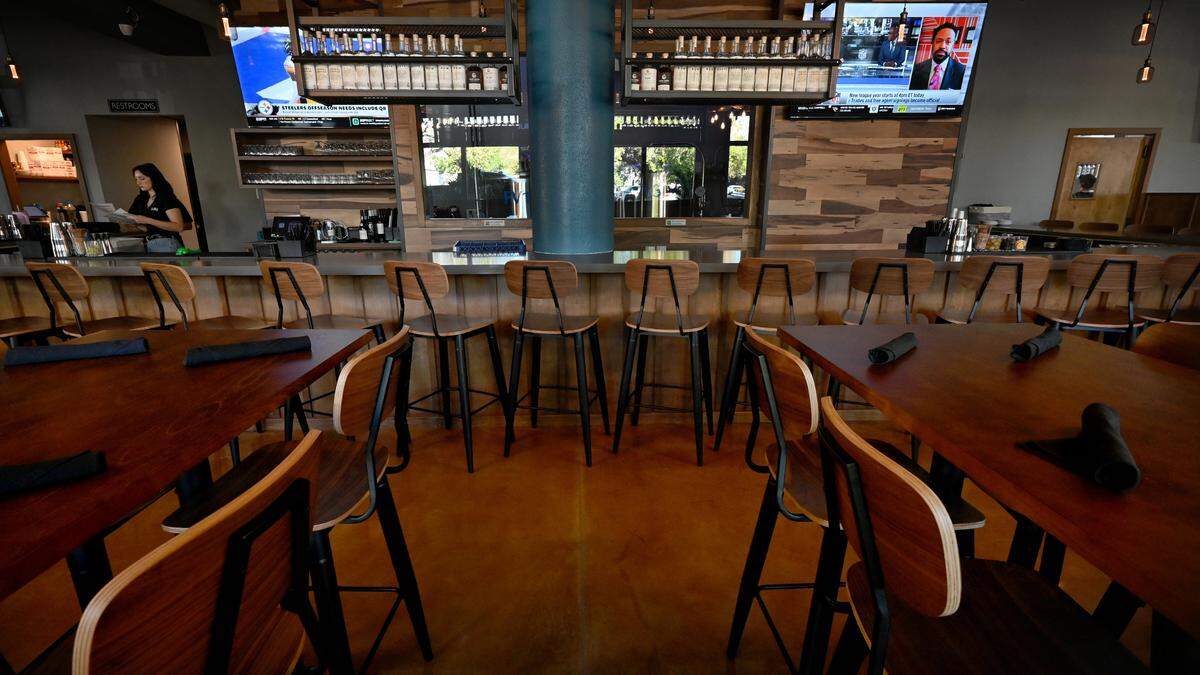 The bar and indoor dining area at Good Liquid Brewing Co. in downtown Bradenton on March 12, 2025.
