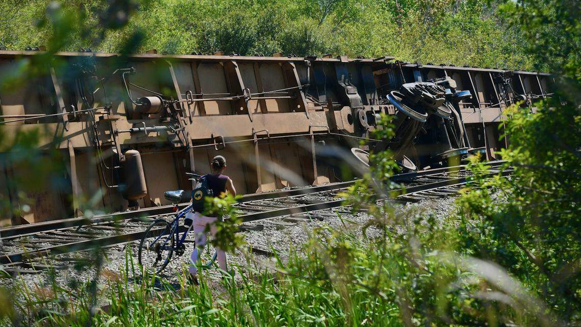 A train derailed in Manatee County off 16th Street East near the airport on Tuesday, Feb. 28, 2023.