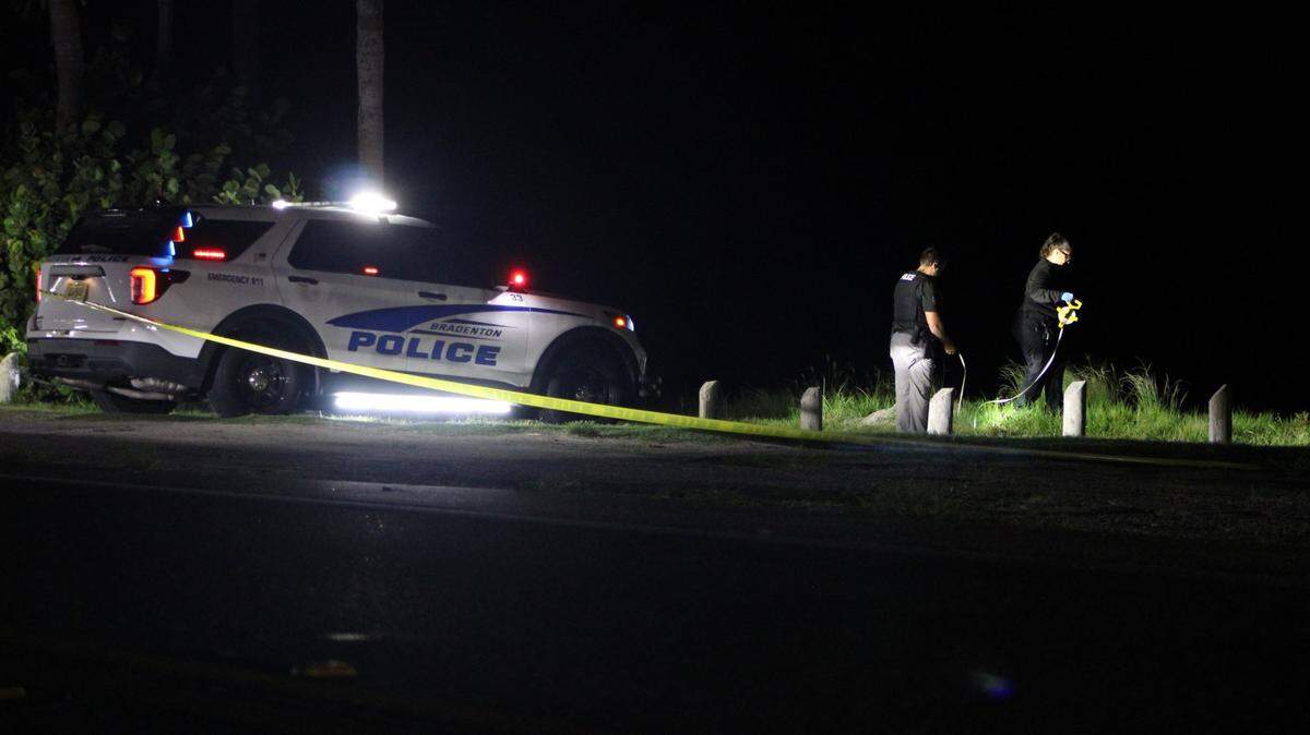 The Bradenton Police Department is investigating after an officer found a 16-year-old who was shot to death along Palma Sola Causeway early Saturday.