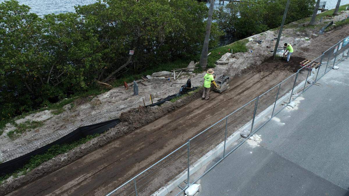 The Riverwalk expansion east trails past the ShoreView Apartments, ending at a new imagining of the Mineral Springs Park in Bradenton. Workers recently were building the path along Riverside Drive East.
