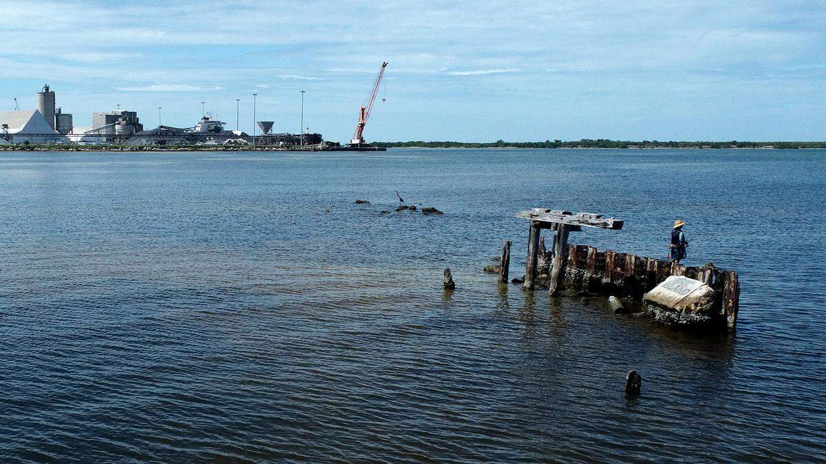 A crude oil spill was reported Sept. 1, 2023, at Port Manatee that contaminated nearly 20,000 gallons of water. An aerial photo shows the port in the distance on Tuesday, Sept. 5, 2023.