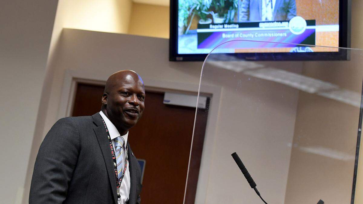 10/12/21—Lee Washington, a Florida native and Marine Corps veteran, became Manatee County’s first Black administrator on Tuesday following Scott Hopes’ resignation. Washington accepts a promotion to department director in this Bradenton Herald file photo.