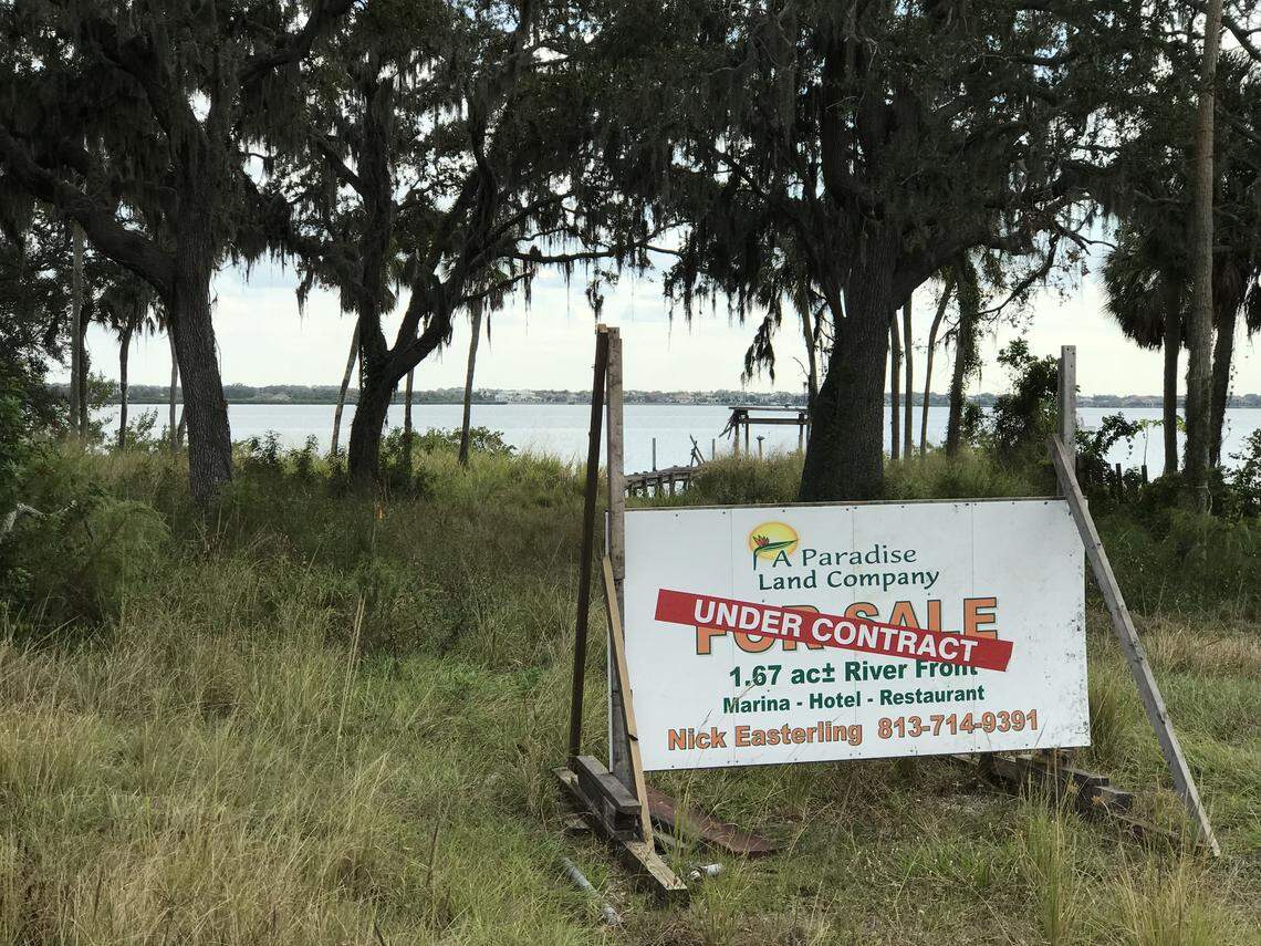 Sign posted on the site of a proposed Whiskey Joes’s Bar and Grill in Ellenton in December indicated that the property was under contract.