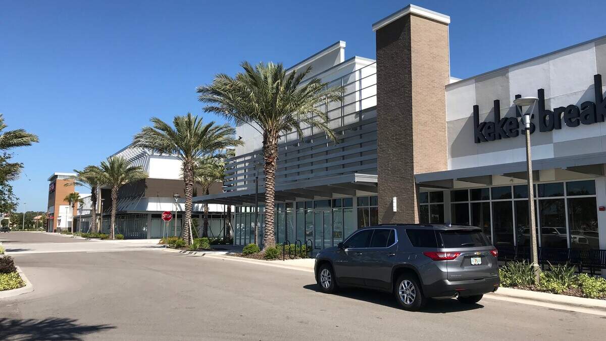 New businesses continue to open at The Green at Lakewood Ranch. The mixed use development is anchored by Earth Fare supermarket and LA Fitness.