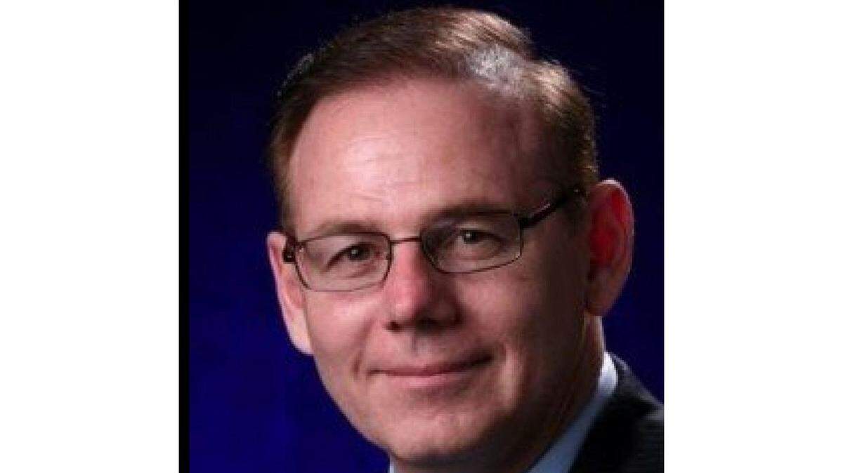 Republican candidate Robert “Bob” McCann defeated Gov. DeSantis appointee Commissioner Ray Turner in Tuesday’s Manatee County District 5 primary election.