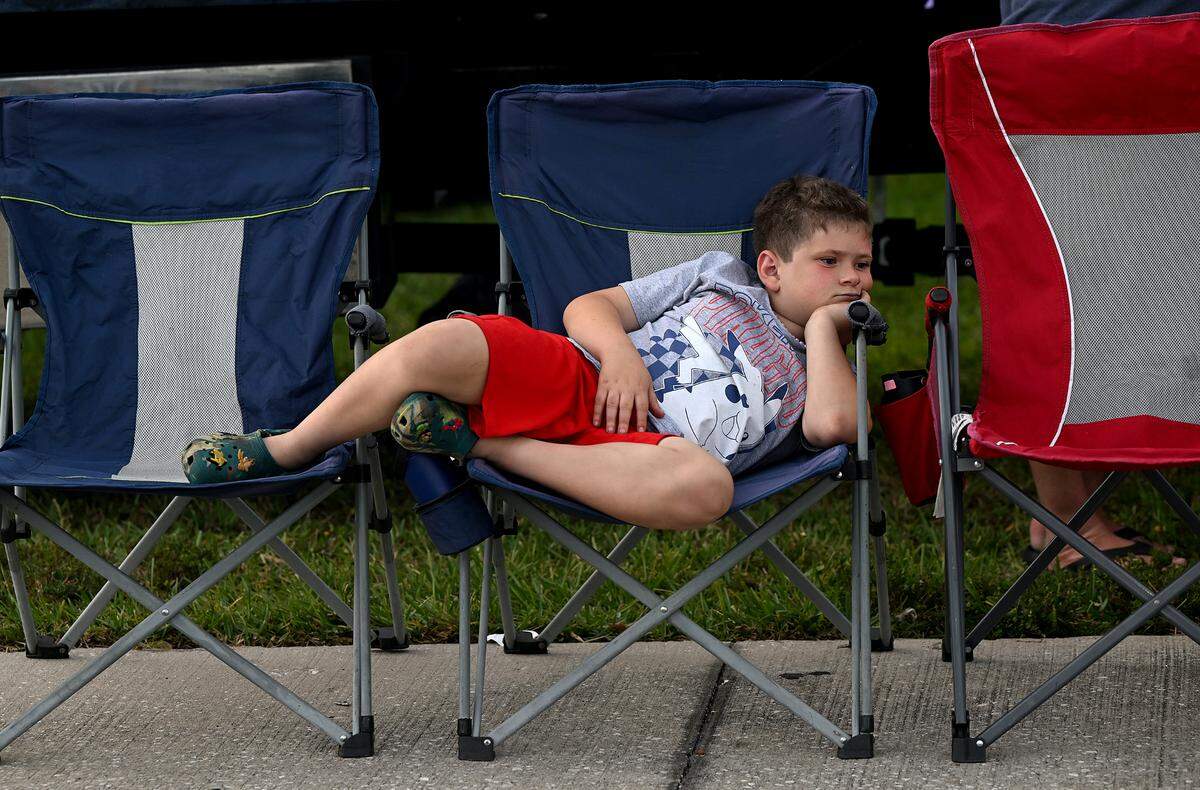 It can be exhausting to wait for the start of the DeSoto Parade on Saturday, April 27, 2024.