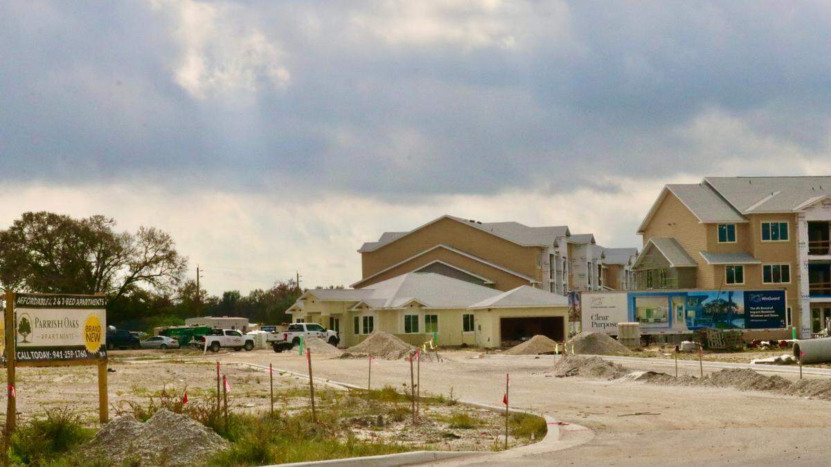Parrish Oaks project with 120 units of garden apartments is nearing completion at 5111 Oxford Road.