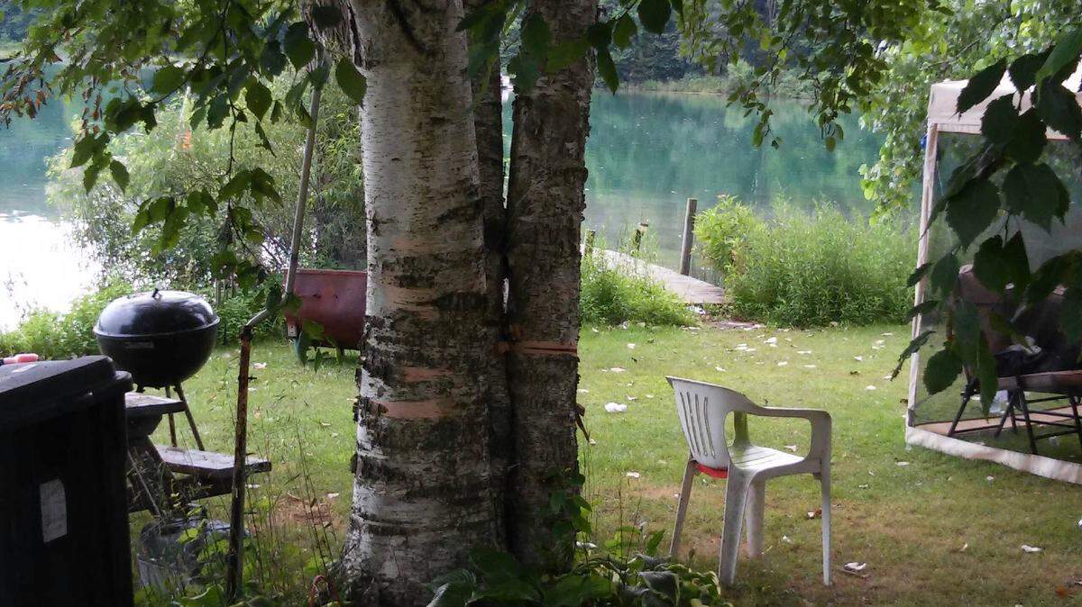 The Eicher family is spending a week by a lake in Michigan and enjoying some rest and relaxation.