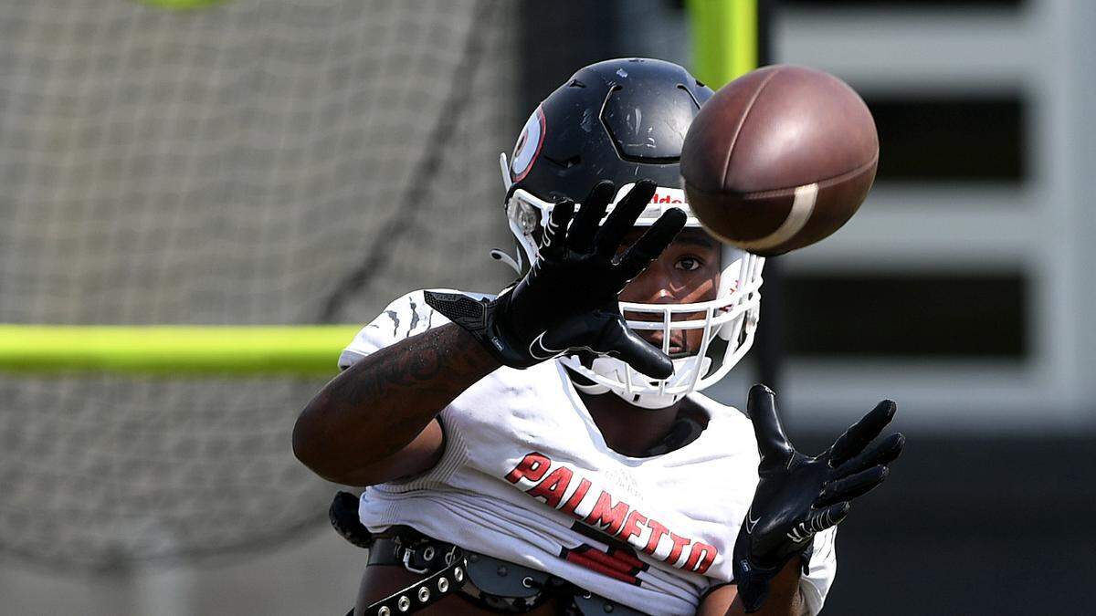 Varsity and Jr. Varsity took to Palmetto’s practice field August 17, 2022, with Coach Dave Marino in preparation for the season start of football.