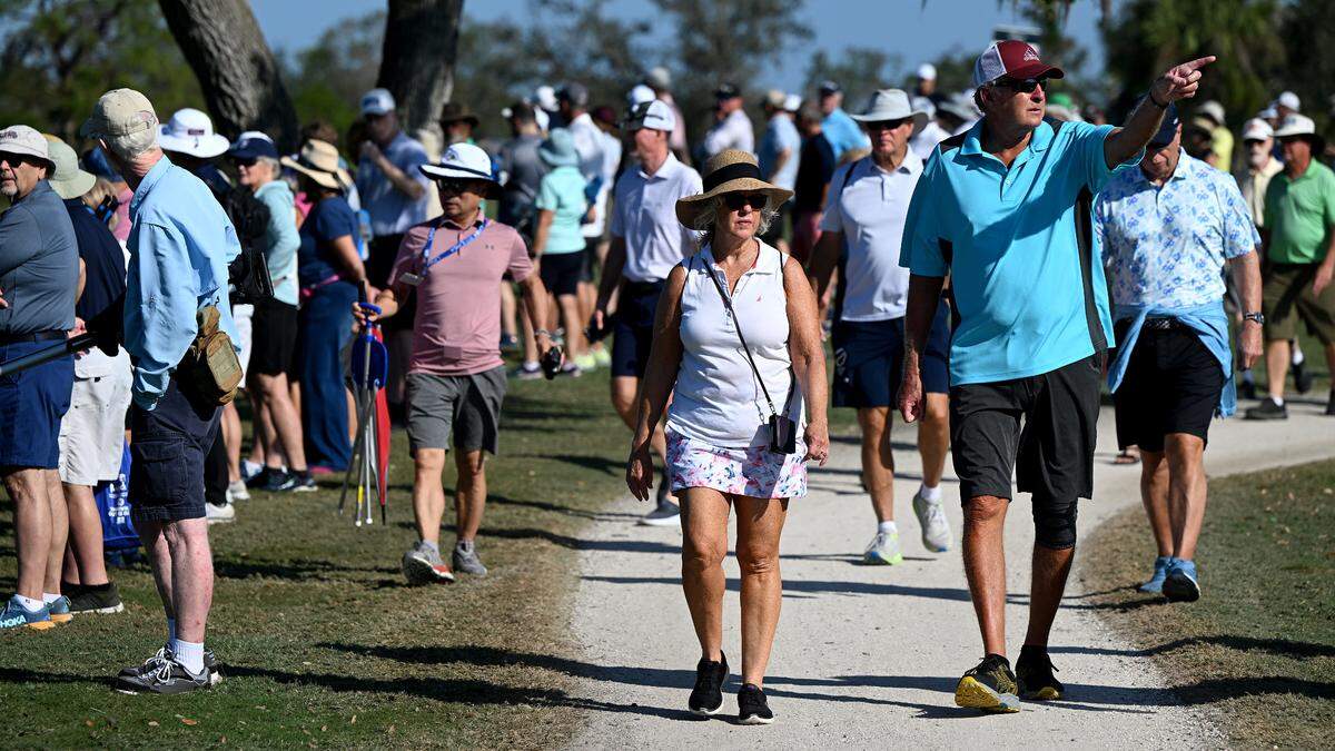A crowd of spectators follow the action at the LPGA Founders Cup played at the Bradenton Country Club on Feb. 6, 2025.