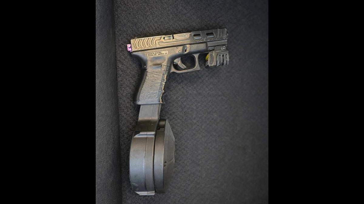Manatee County jury found Jibri Arrington, 33, guilty of possession of a machine gun and possession of a firearm by a convicted felon.