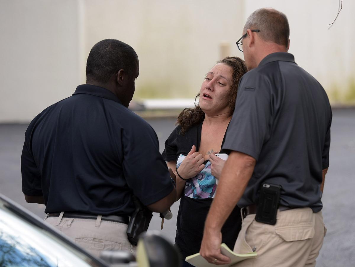 A manhunt was underway as detectives identified a possible suspect in the fatal shooting of a man and woman in Oneco. A woman showed detectives a tattoo with one of the victim’s name on her chest. She said he was her ex-boyfriend. The victims were identified as Lashawna Stevenson-Weeks and Barry Joseph. Both victims are from Manatee County, but neither lived at the residence where the incident occurred.