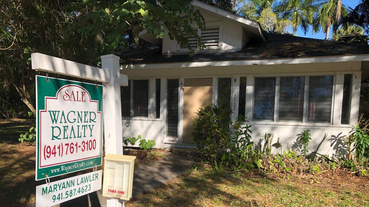 12/22/2020--A flood of competing home buyers are driving prices higher and shrinking available inventory as the prime buying season in the Bradenton area arrives.