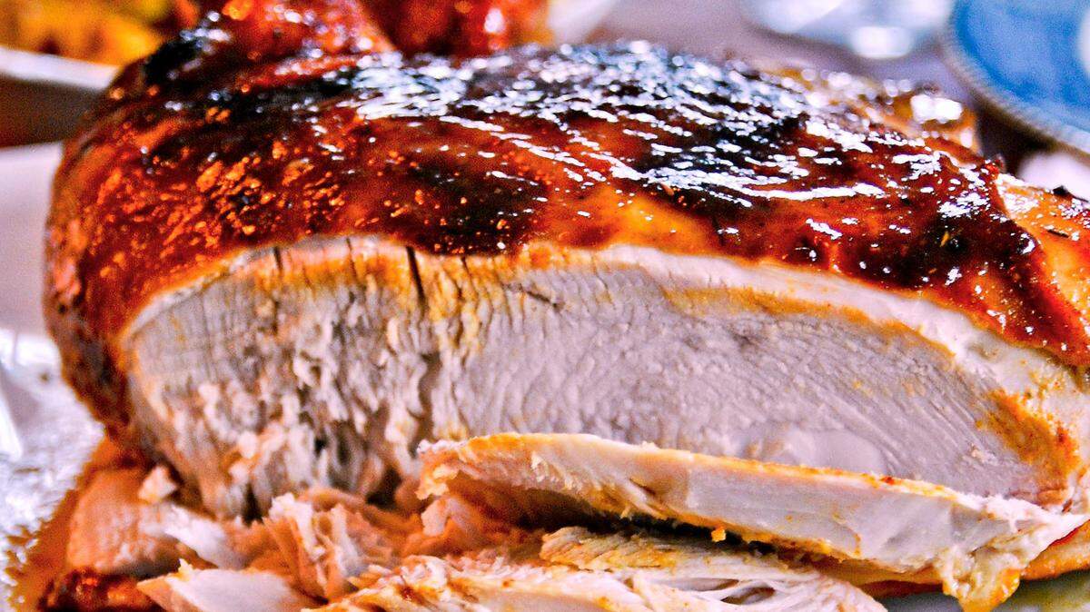Maple Syrup-Glazed Turkey Breast. (Gretchen McKay/Pittsburgh Post-Gazette/TNS)