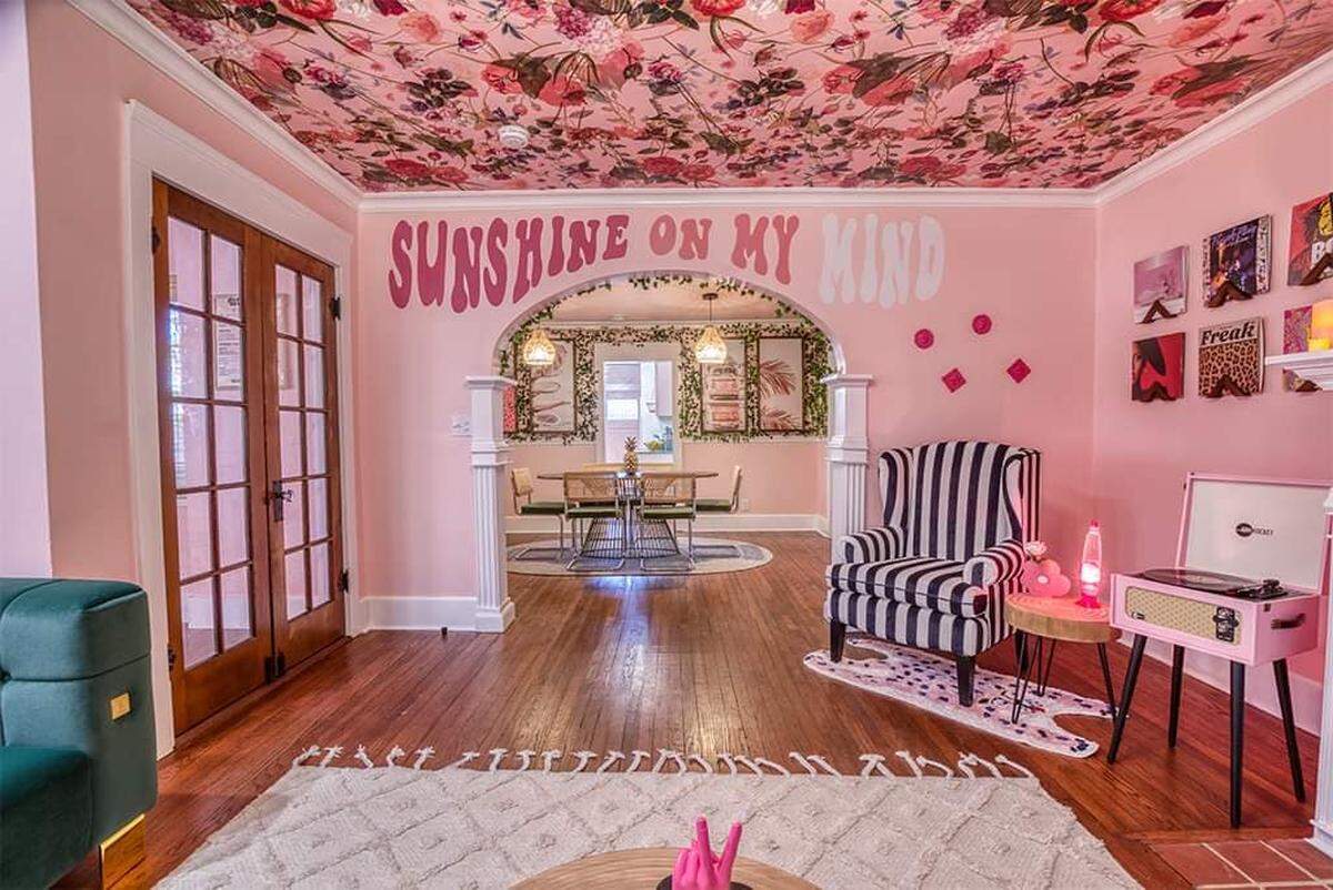 A luxury Airbnb home in West Bradenton is catching eyes with its bold decor after it was recently listed for sale.