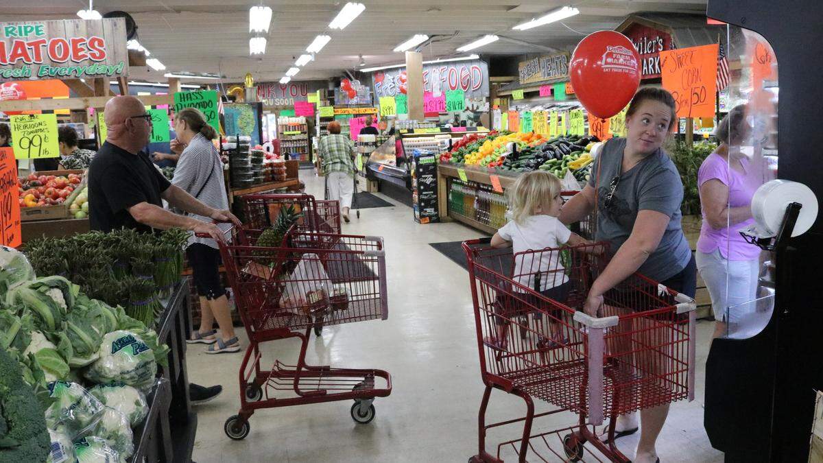 The Detwiler family celebrated  the opening of the original Detwiler’s Farm Market 10 years ago at 6000 Palmer Blvd., Sarasota.