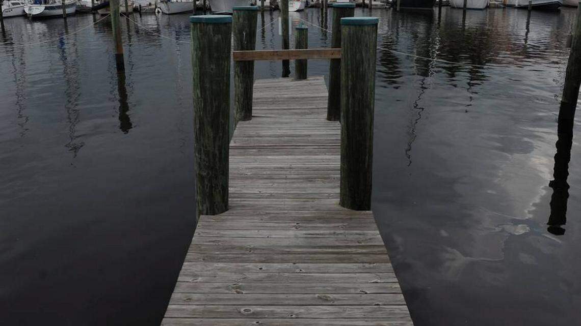 Bradenton officials seek to reduce lease payments at the Twin Dolphin Marina in order to make it easier for tenant, Miller Development Corp., to go forward with financing multi-million dollar improvements at the city-owned marina. GRANT JEFFRIES/Bradenton Herald file photo