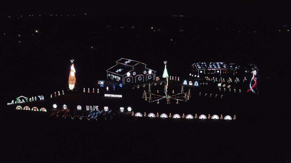 Florida family competes on 'Great Christmas Light Fight