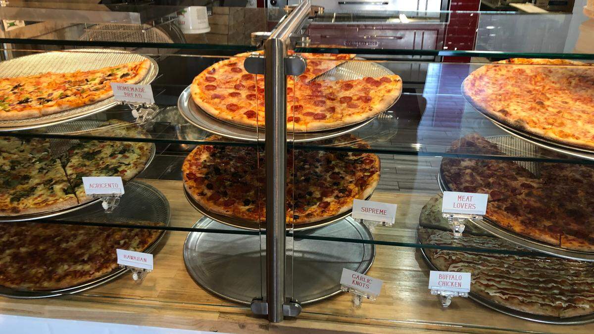 &nbsp;10/29/2021--Agrigento​ NY Style Pizzeria and Caffe​ recently opened at 5227 Manatee Ave. W., Bradenton, bringing new pizza, sandwich and pasta choices to the area.